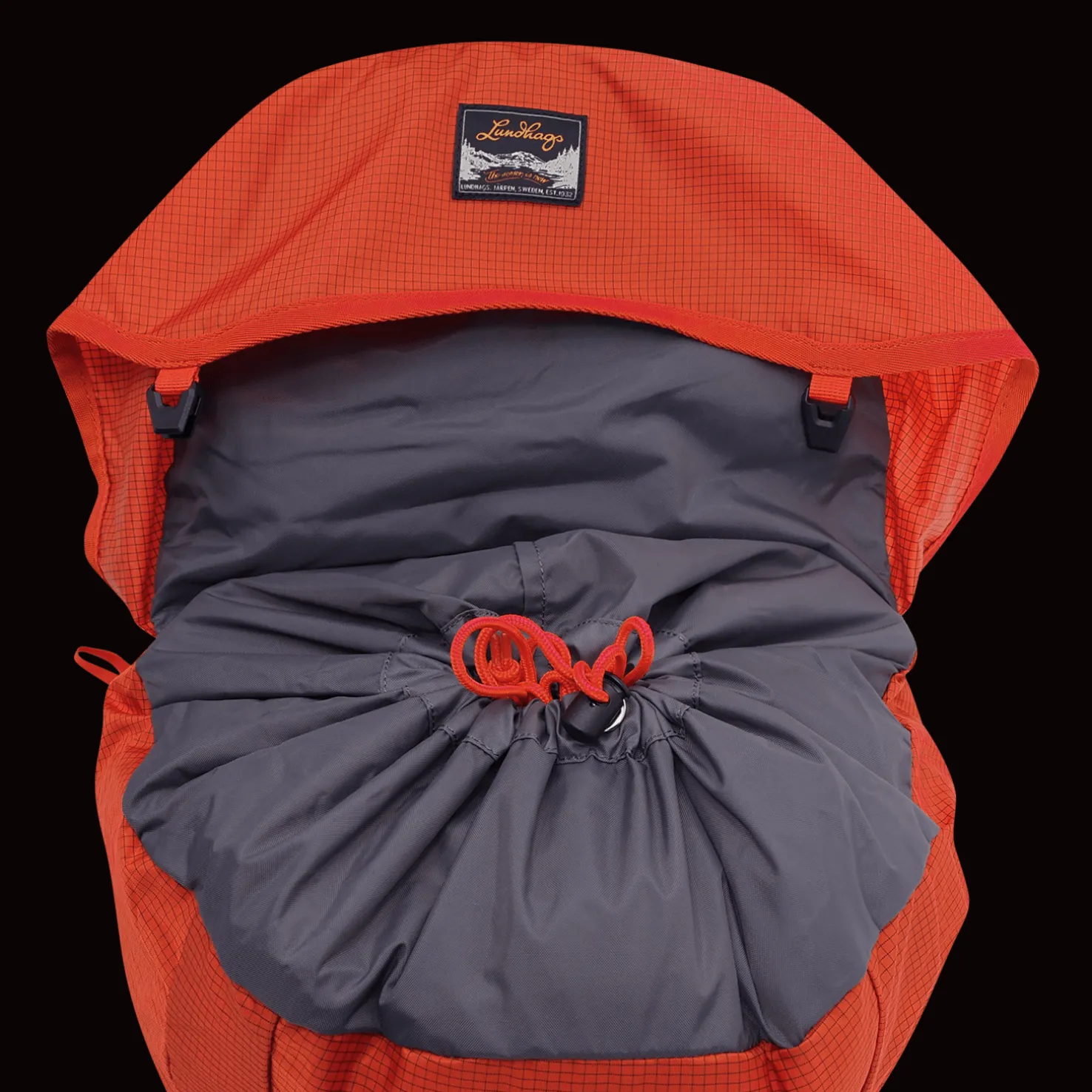 Dovre Light 30 L, päiväreppu - Päiväreput Ja Retkeilyreput - Dovre Light 30 L, päiväreppu