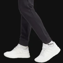 Essentials Fleece Tapered Cuffed Joggers, miesten collegehousut - Vapaa-Ajan Housut - Essentials Fleece Tapered Cuffed Joggers, miesten collegehousut