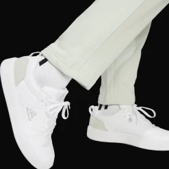 Essentials Small Logo Feel Cozy Open Hem Joggers, naisten collegehousut - Vapaa-Ajan Housut - Essentials Small Logo Feel Cozy Open Hem Joggers, naisten collegehousut